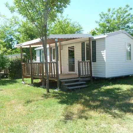 Campsite Camping L'eau Vive Dauphin