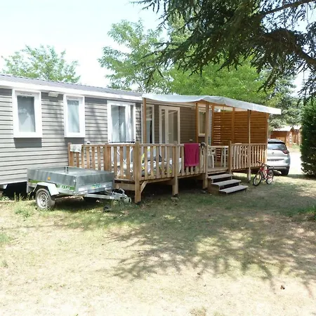 Campsite Camping L'eau Vive Dauphin
