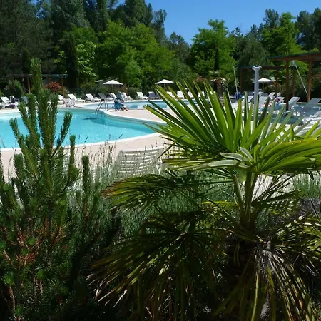 Camping L'eau Vive Camping Dauphin